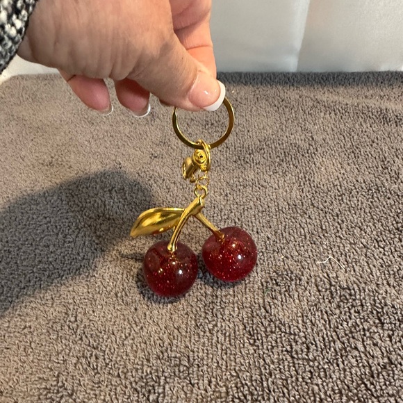 Cherry gold purse, charm still new in package, took out to take pictures - Picture 4 of 6